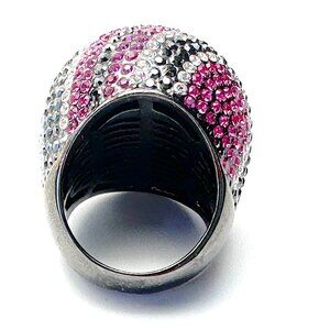 Collectible Henri Bendel Fuscia Crystal Dome Cocktail Ring & Pouch—Size 7—NWOT